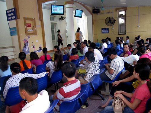 Khám phụ khoa ở bệnh viện hay phòng khám? Địa chỉ uy tín hàng đầu ở Hà Nội 2025